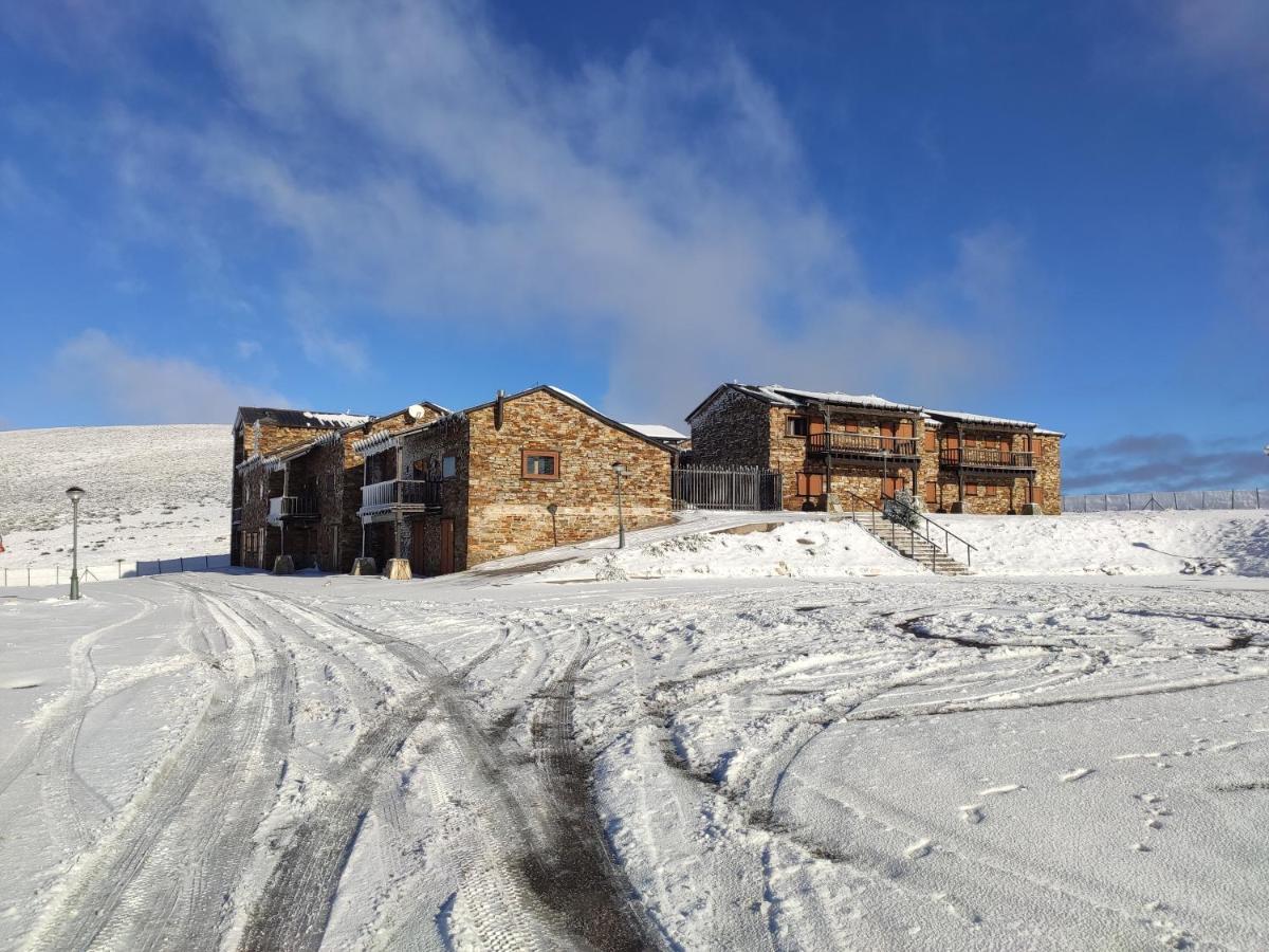 Hotel Pena Trevinca Casayo Eksteriør bilde